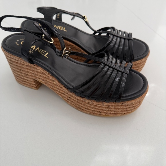 CHANEL Black Patent leather Cork Heel Platform Wedges CC Logo - Picture 6 of 10
